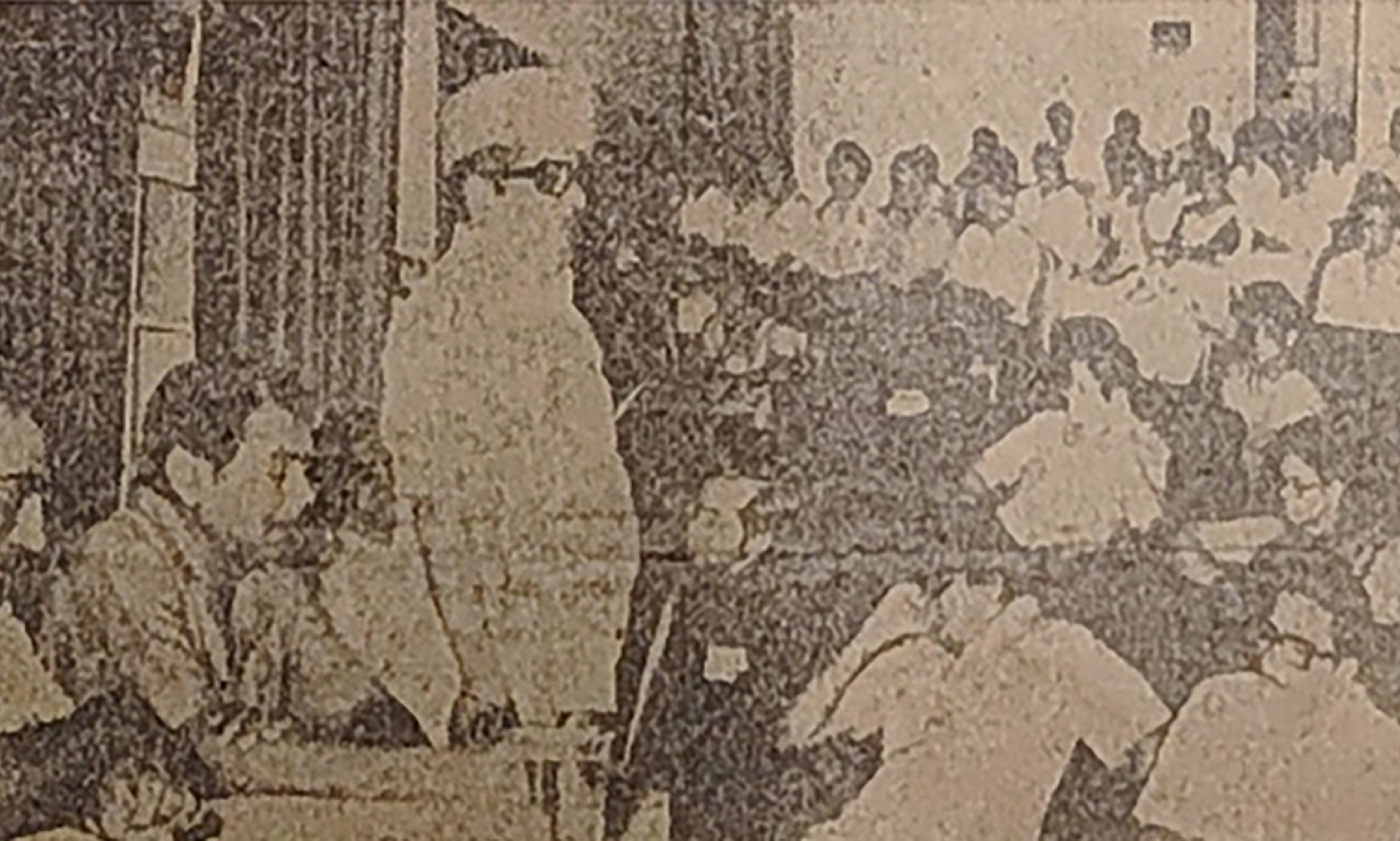 നിറപ്പകിട്ടാർന്ന വ്യക്തിത്വം  